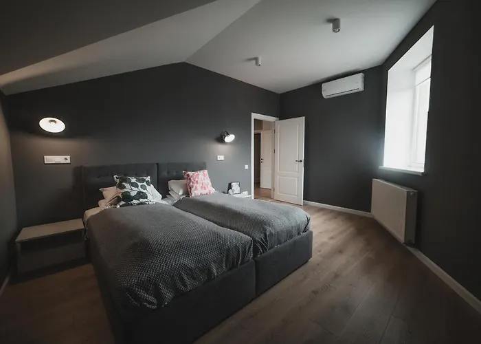 Kostjukowski Apartments Mudroho 12 V