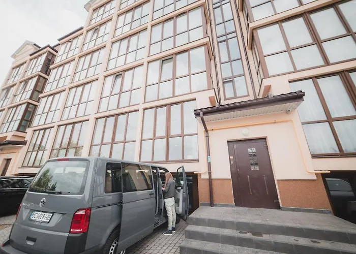 Kostjukowski Apartments Mudroho 12 V