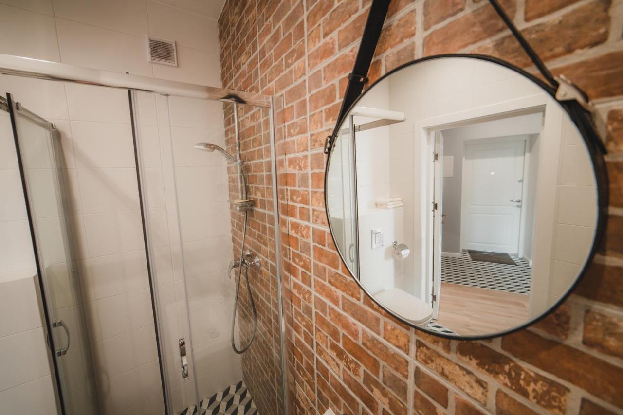 Apartment Kostjukowski Mudroho 12 V